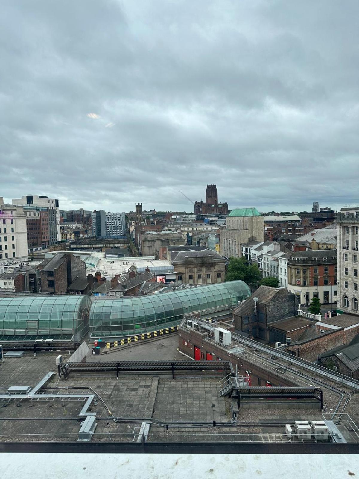 Stunning City View Studio Apartment Liverpool Exterior photo